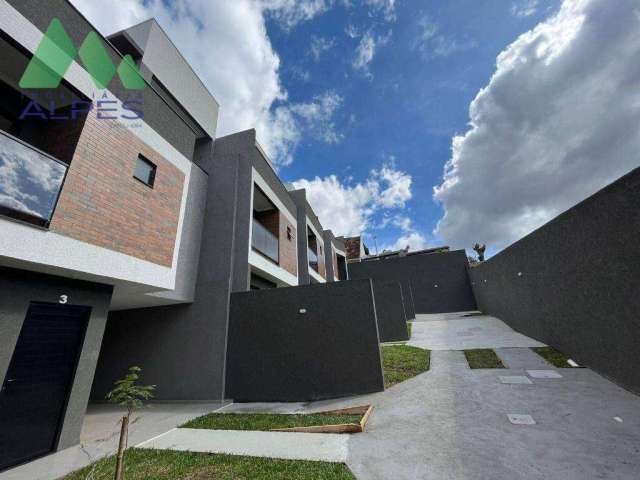 Sobrado com 3 dormitórios à venda, 126 m² por R$ 689.000,00 - Uberaba - Curitiba/PR