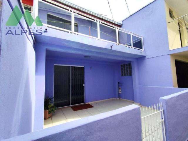 Casa com 2 dormitórios à venda, 59 m² por R$ 229.000,00 - Alto Boqueirão - Curitiba/PR