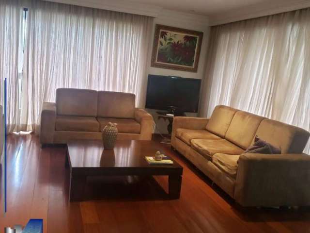 Apartamento com 4 quartos á venda, 107m² - Centro