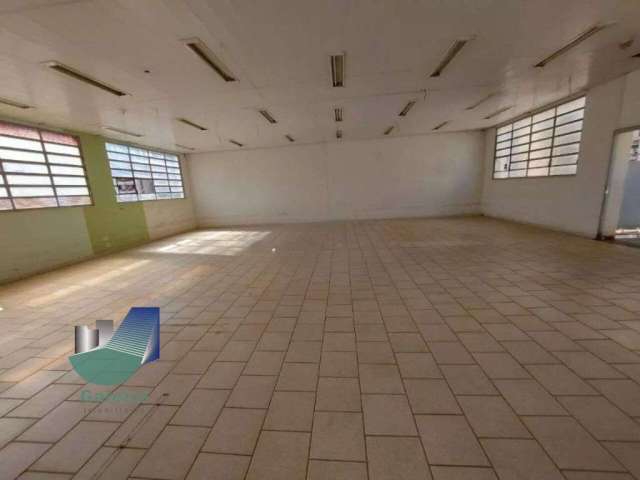 Prédio Comercial com 28 salas para alugar, 2500m² - Centro