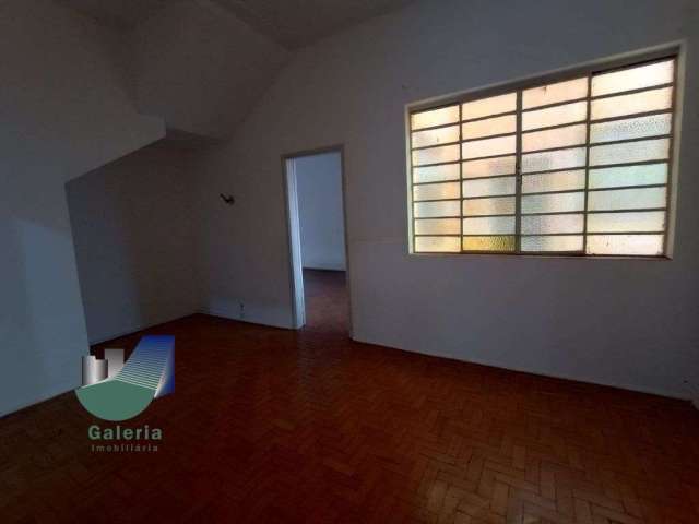 Casa Residencial com 2 quartos para alugar, 175m² - Centro