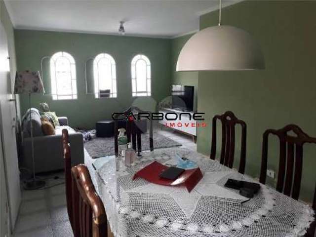 Casa com 3 quartos à venda na Rua Américo Vespucci, Vila Prudente, São Paulo por R$ 1.150.000