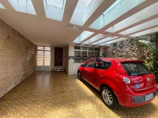 Casa com 5 quartos à venda na Rua Dois Corregos, Vila Bertioga, São Paulo por R$ 1.600.000