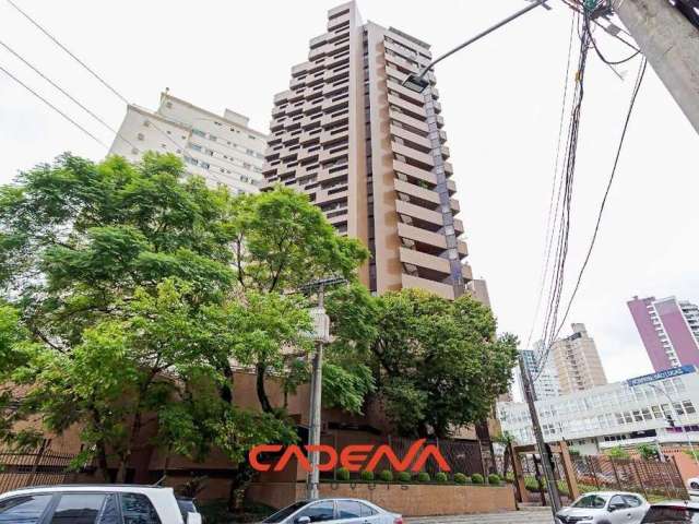 Apartamento com 4 quartos e 2 vagas à venda no Juvevê