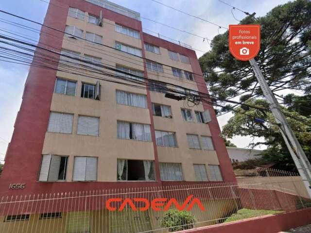 Apartamento com 3 quartos e 1 vaga à venda no Bacacheri