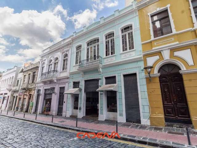 Casa comercial histórica à venda no Centro