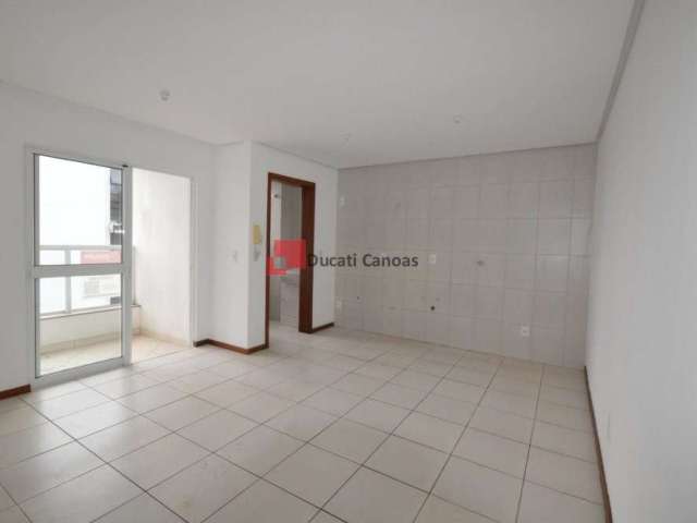 Apartamento 01 dormitório e sacada com churrasqueira