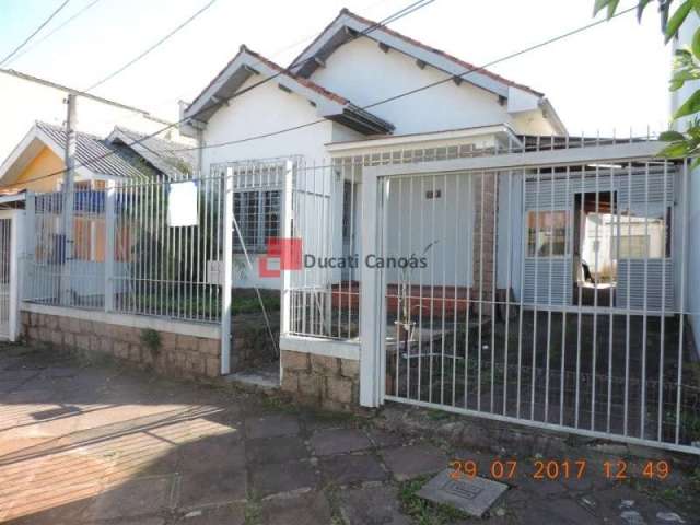 Casa com excelente localização