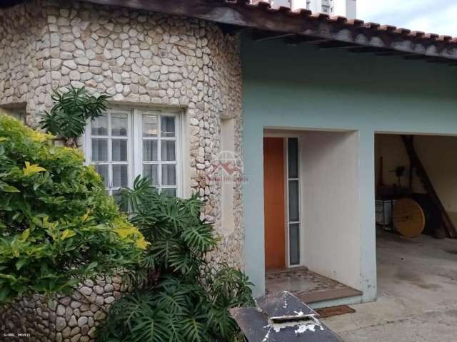 Casa para Venda em Taubaté, Vila São José, 4 dormitórios, 2 suítes, 4 banheiros, 6 vagas