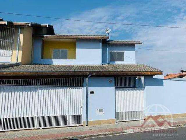 Casa para Venda em Taubaté, Jardim Gurilândia, 2 dormitórios, 1 suíte, 2 banheiros, 3 vagas