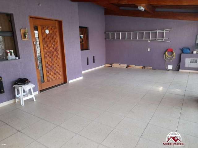 Casa para Venda em Taubaté, Jardim Santa Clara, 3 dormitórios, 1 suíte, 2 banheiros, 3 vagas