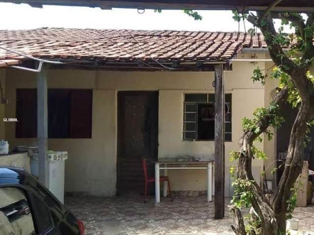 Casa para Venda em Taubaté, Residencial Santa Izabel, 1 dormitório, 1 banheiro, 1 vaga