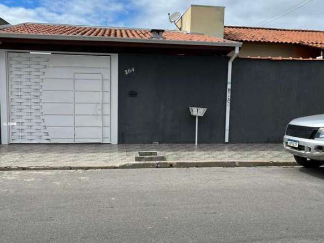 Casa para Venda em Tremembé, Loteamento Residencial Vale das Flores, 2 dormitórios, 1 banheiro, 3 vagas