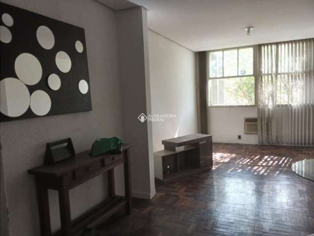 Apartamento com 1 quarto à venda na Rua Doutor Voltaire Pires, 66, Santo Antônio, Porto Alegre, 33 m2 por R$ 120.000