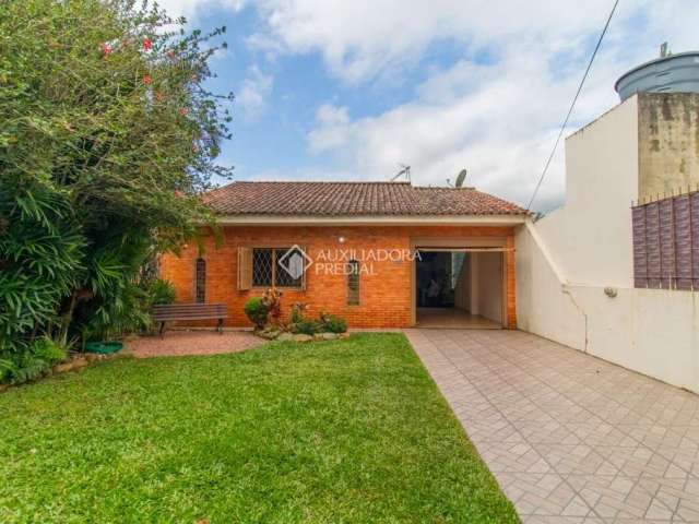 Casa com 2 quartos à venda na Estrada Cristiano Kraemer, 2016, Vila Nova, Porto Alegre, 150 m2 por R$ 480.000