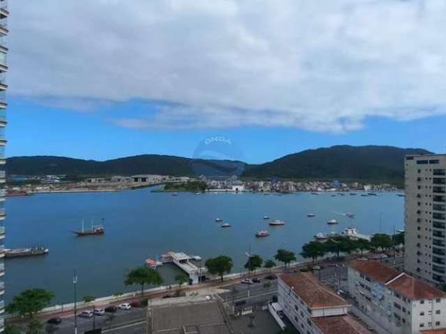 Cobertura incrível para venda na Ponta da Praia em Santos.