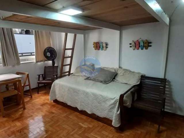 Sala Living à venda em Santos no Boqueirão quadra da praia