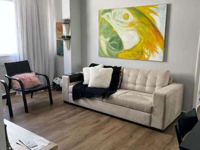 Apartamento a venda na rua Casper Líbero em Santos