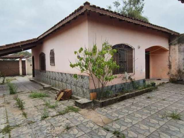 Casa 4 dormitórios ou + para Venda em Itanhaém, Nova Itanhaém, 4 dormitórios, 2 banheiros, 5 vagas