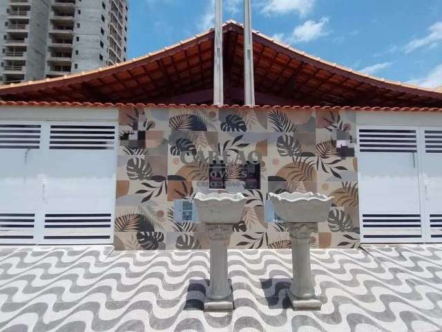 Casa com 2 quartos à venda na Avenida Monteiro Lobato, 8202, Balneario Santa Eugenia, Mongaguá, 140 m2 por R$ 470.000