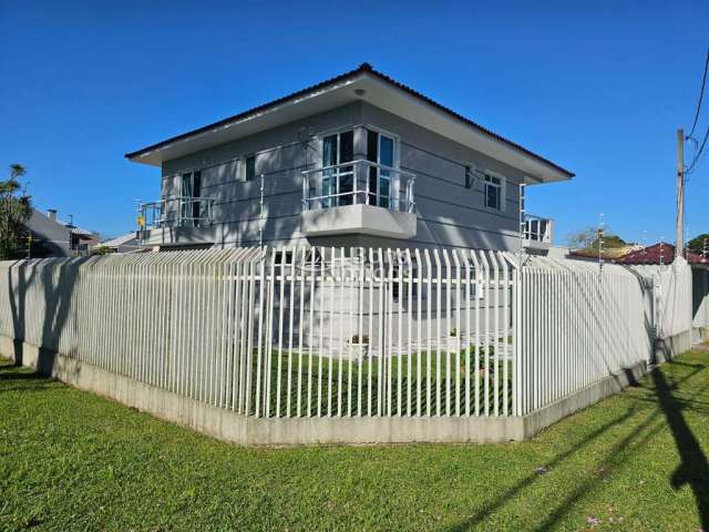 Casa com 5 quartos à venda na Rua Comendador Alfredo Munhoz, Jardim Social, Curitiba, 271 m2 por R$ 2.300.000