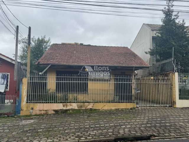 Casa com 4 quartos à venda na Rua Inácio Lustosa, 849, São Francisco, Curitiba por R$ 1.500.000