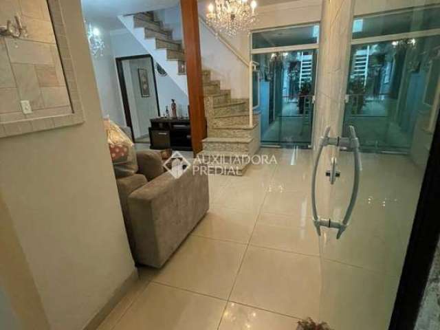 Casa em condomínio fechado com 4 quartos à venda na Rua Santo Antônio, 292, Santa Terezinha, São Bernardo do Campo, 150 m2 por R$ 850.000