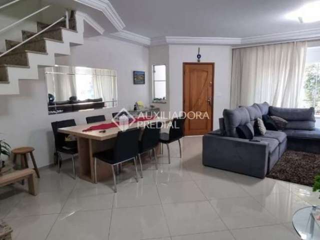 Casa com 3 quartos à venda na Rua Angatuba, 229, Baeta Neves, São Bernardo do Campo, 203 m2 por R$ 1.200.000