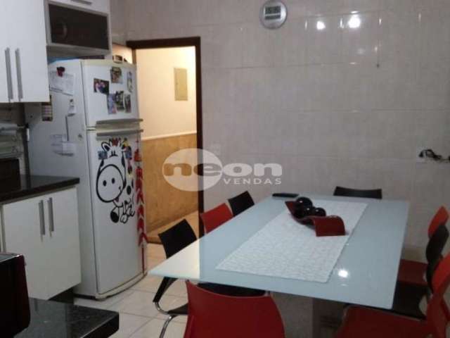 Casa em condomínio fechado com 3 quartos à venda na Rua Javri, 458, Vila Eldízia, Santo André, 204 m2 por R$ 750.000