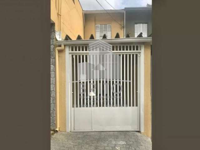 Sobrado a venda em rua sem saída no Jd Bonfiglioli, sendo 02 dormitórios, sala ampla para 02 ambientes, cozinha, dependência de empregada, e 01 vaga