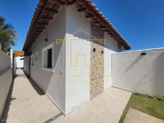 Casa para Venda em Itanhaém, Jardim São Fernando, 2 dormitórios, 1 suíte, 2 banheiros, 2 vagas