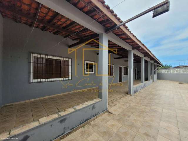 Casa para Venda em Itanhaém, Jardim São Fernando, 3 dormitórios, 1 suíte, 2 banheiros, 5 vagas