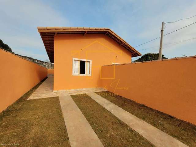 Casa para Venda em Itanhaém, Jardim Lindomar, 2 dormitórios, 2 banheiros, 2 vagas