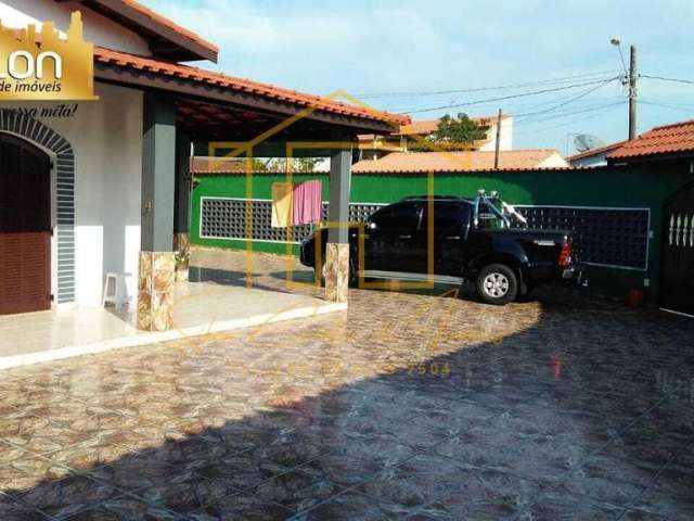 Casa para Venda em Itanhaém, Jardim Grandesp, 5 dormitórios, 1 suíte, 3 banheiros, 4 vagas