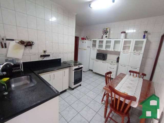 Casa para alugar com 2 dormitórios, 70 m² por R$ 2.000/mês - Jardim Veneza - São José dos Campos/SP