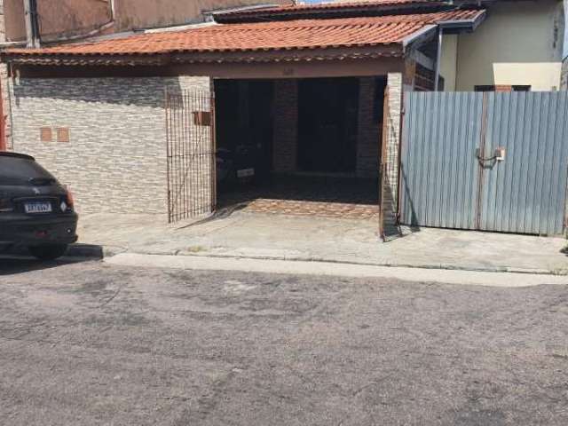 Casa com 4 quartos à venda na Vila Marlene, Jundiaí  por R$ 570.000