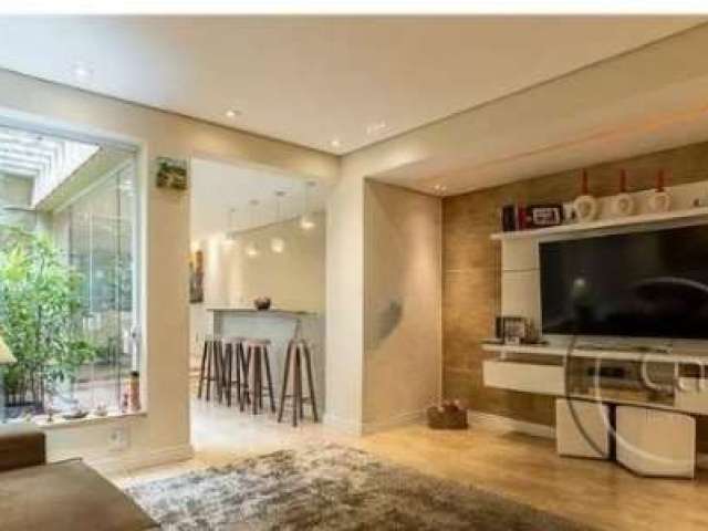 Casa com 4 quartos à venda na Rua Miguel Teles Júnior, --, Cambuci, São Paulo, 300 m2 por R$ 998.000