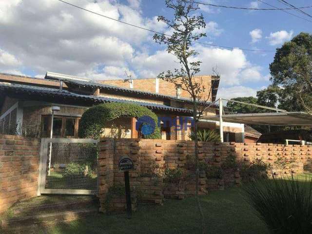 Casa com 5 dormitórios à venda, 500 m² por R$ 3.500.000,00 - Alpes da Cantareira - Mairiporã/SP