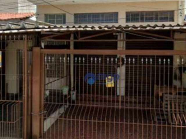 Sobrado com 4 dormitórios à venda, 218 m² - Vila Gustavo