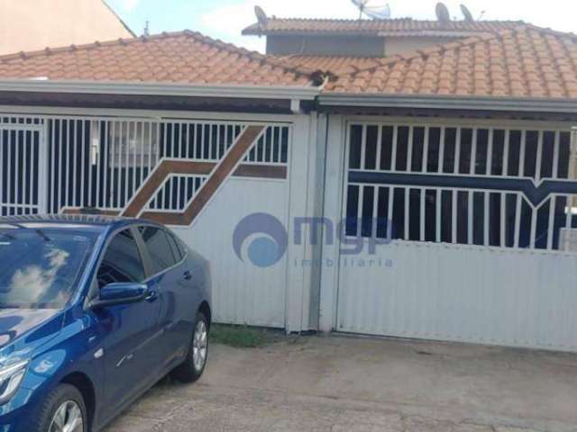 Casa com 3 dormitórios à venda, 90 m² por R$ 380.000 - Terra Preta - Mairiporã/SP