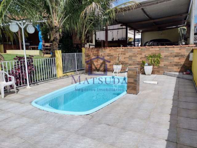 Chácara 1050m2, escriturada, 3 casas, piscina, rancho, pomar