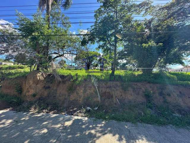 lote de 300m² pra comercio ou residencial na zona leste de SJC