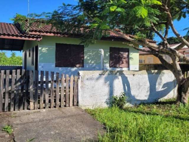 Casa com 2 quartos à venda na Rua 1660, Princesa do Mar, Itapoá por R$ 260.000