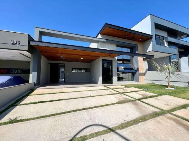 Casa à Venda no Condomínio Maria José com Aquecedor solar, Indaiatuba - Sp.