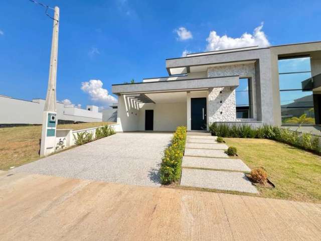 Casa á Venda no Condomínio Di Roma com Cozinha Planejada e Piscina, Indaiatuba  Sp.