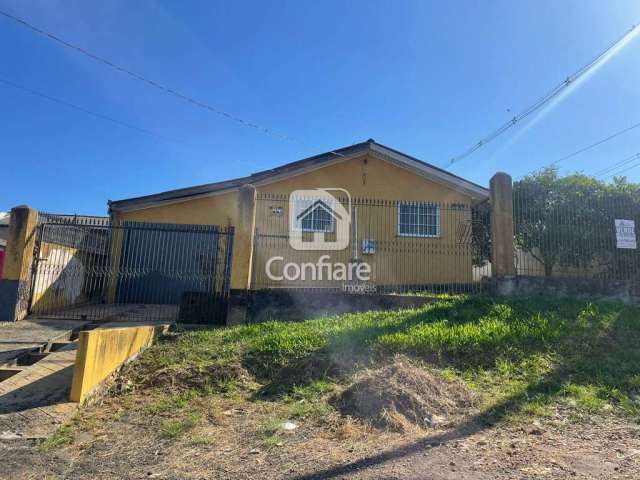 Casa de esquina  no Sabará com terreno grande