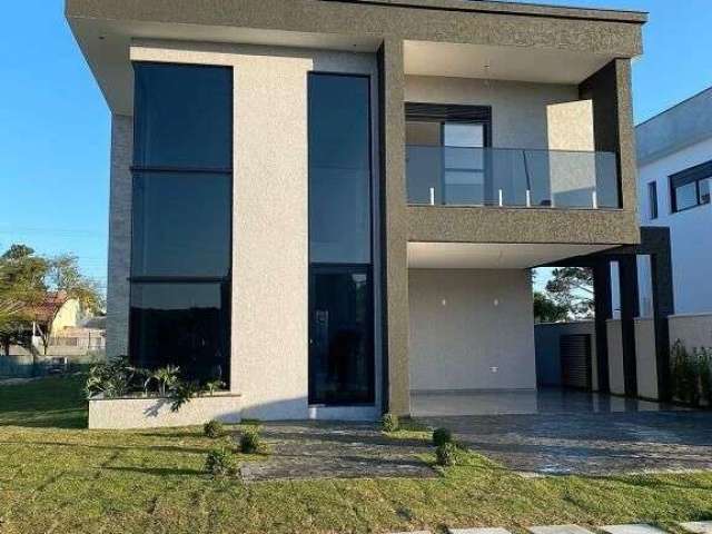 Casa Alto Padrão 4 Dormitórios, Sendo 03 Suítes à Venda na Ilha das Laranjeiras - Rio Vermelho - Florianópolis - SC