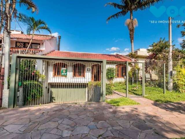 Casa de 4 dormitórios no Bairro Chácara das Pedras