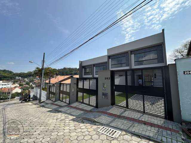 Casa com 2 quartos à venda no Velha, Blumenau , 96 m2 por R$ 399.000