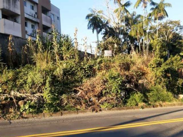 Terreno à venda no Salto Weissbach, Blumenau  por R$ 399.000